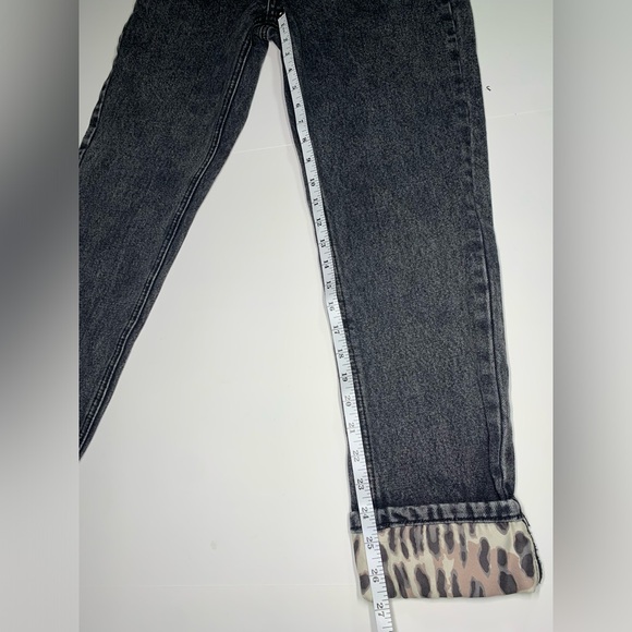 Black and Leopard Jeans Stonewashed Denim Cropped Jeans from Venus - Picture 5 of 8